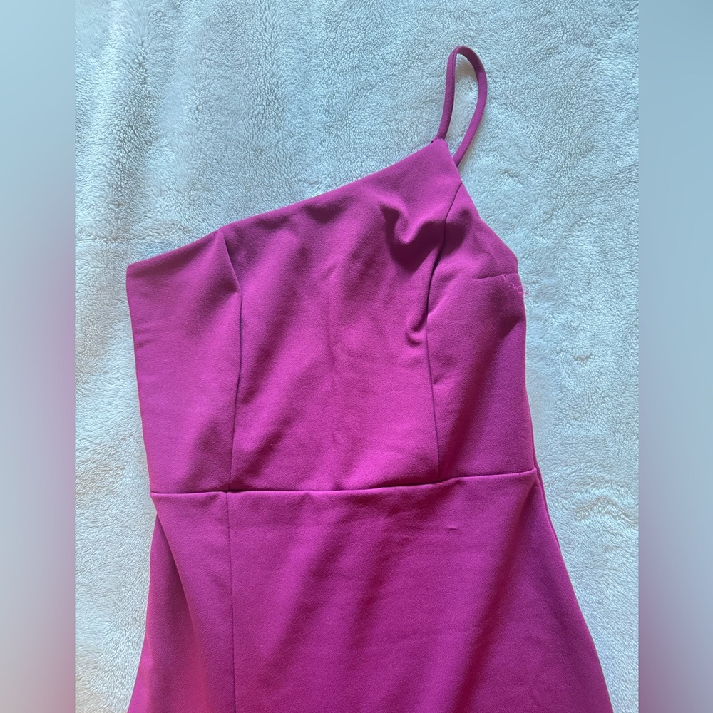 LULUS— Size Xs One Shoulder Dress - Picture 5 of 8